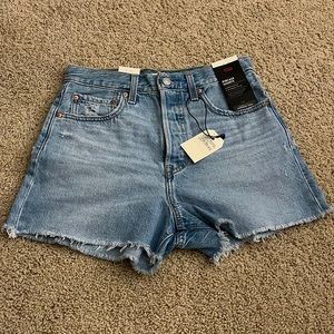 NWT Levi’s High Waisted Shorts